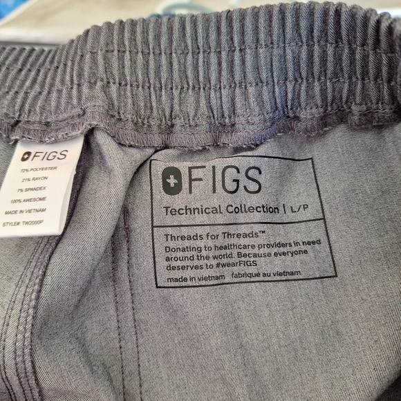 Figs Graphite Scrub set - Picture 4 of 4